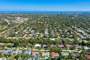 535 NW 11th Ave, Boca Raton, FL 33486, Sold 02/07/22