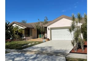 2597 NW 31st St, Boca Raton, FL 33434, Sold 02/25/22