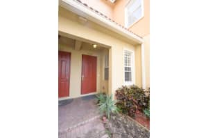 5759 Hampton Hills Blvd, Tamarac, FL 33321, Sold 03/02/22