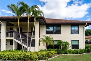 121 SW South River Dr, Stuart, FL 34997, Sold 02/16/22