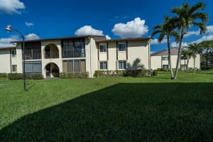 3560 Pine Needle Dr, Greenacres, FL 33463, Sold 04/01/22