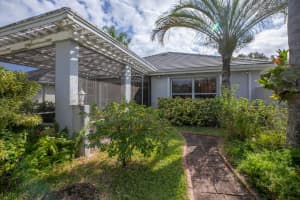 7492 SE Marsh Fern Ln, Hobe Sound, FL 33455, Sold 02/03/22