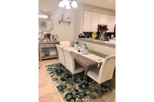 1033 Pinewood Lake Ct, Greenacres, FL 33415, Sold 02/17/22