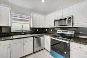 3605 Miramontes Cir, Wellington, FL 33414, Sold 02/04/22