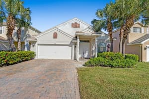 278 Berenger Walk, Royal Palm Beach, FL 33414, Sold 02/15/22