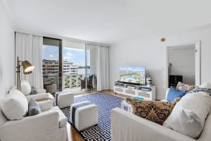 2760 S Ocean Blvd, Palm Beach, FL 33480, Sold 02/25/22