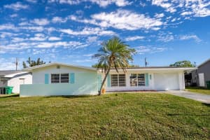 411 NE Oleander Ave, Port St. Lucie, FL 34952, Sold 02/09/22