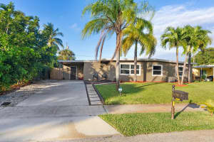 1332 Lake Geneva Dr, Lake Worth, FL 33461, Sold 02/15/22