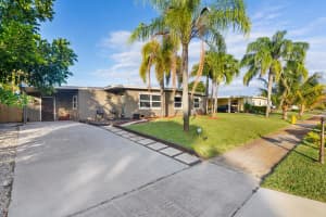 1332 Lake Geneva Dr, Lake Worth, FL 33461, Sold 02/15/22