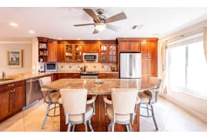 5241 Privet Pl a, Delray Beach, FL 33484, Sold 03/01/22