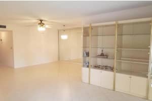 4525 NW 3rd St, Delray Beach, FL 33445, Sold 02/26/22