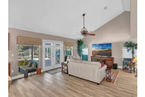 6409 55th Square, Vero Beach, FL 32967, Sold 01/28/22