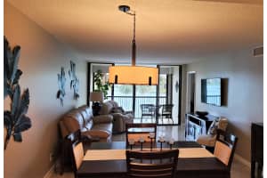 6318 Coral Lake Dr, Margate, FL 33063, Sold 02/28/22