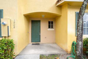 1908 SW 60th Ave, North Lauderdale, FL 33068, Sold 02/28/22