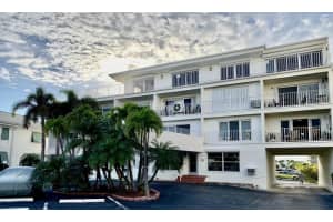 4001 S Ocean Blvd, South Palm Beach, FL 33480, Sold 01/28/22