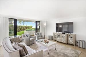 3400 S Ocean Blvd #1b, Palm Beach, FL 33480, Sold 04/20/22