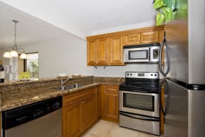 MLS# R10768971, West Palm Beach, Florida 33411