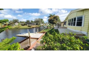 181 SE Paradise Pl, Stuart, FL 34997, Sold 04/29/22