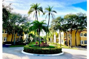 1035 Lake Shore Dr, Lake Park, FL 33403, Sold 01/10/22