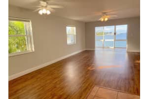 400 Wilma Cir, West Palm Beach, FL 33404, Sold 02/18/22