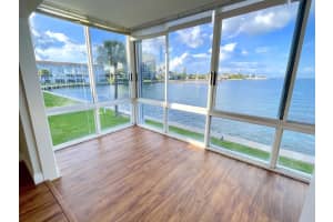 400 Wilma Cir, West Palm Beach, FL 33404, Sold 02/18/22