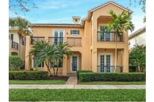244 W Bay Cedar Cir, Jupiter, FL 33458, Sold 02/16/22
