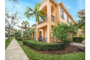 244 W Bay Cedar Cir, Jupiter, FL 33458, Sold 02/16/22