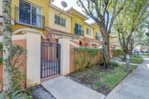 1413 S Santa Catalina Cir, North Lauderdale, FL 33068, Sold 03/03/22