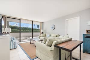 3590 S Ocean Blvd, South Palm Beach, FL 33480, Sold 02/15/22