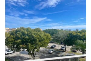 500 Executive Center Dr, West Palm Beach, FL 33401, Sold 02/22/22