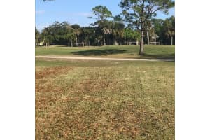 9412 Meadowood Dr, Fort Pierce, FL 34951, Sold 11/30/22