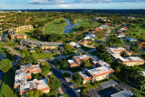 5520 Tamberlane Cir, Palm Beach Gardens, FL 33418, Sold 02/21/22