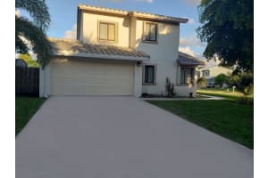 6001 Strawberry Fields Way, Lake Worth, FL 33463, Sold 02/22/22