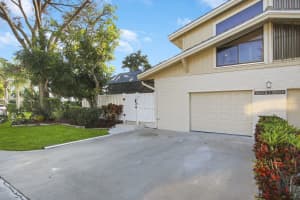 12572 Woodmill Dr, Palm Beach Gardens, FL 33418, Sold 02/11/22