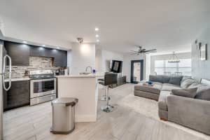 565 Vista Isles Dr APT 2011, Plantation, FL 33325, Sold 02/28/22