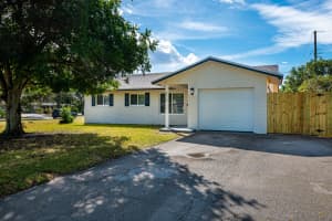 510 Kingbird Cir, Delray Beach, FL 33444, Sold 02/01/22