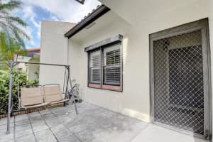 14 Bethesda Park Cir D14, Boynton Beach, FL 33435, Sold 03/09/22