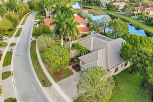 10522 Versailles Blvd, Wellington, FL 33449, Sold 04/22/22