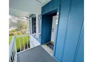 1856 SW Palm City Rd, Stuart, FL 34994, Sold 02/25/22