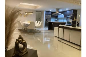 7928 East Dr, North Bay Village, FL 33141, Sold 03/31/22