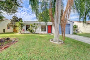 5267 Edgewood Dr, Lake Worth, FL 33467, Sold 02/28/22