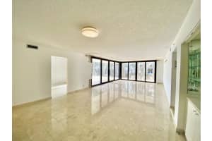 3440 S Ocean Blvd, Palm Beach, FL 33480, Sold 02/11/22