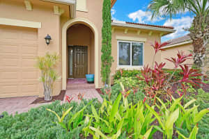 7976 SW Marin Dr, Stuart, FL 34997, Sold 02/28/22