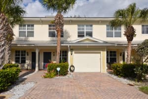 2610 Creekside Dr, Fort Pierce, FL 34981, Sold 03/02/22