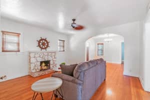 525 Westwood Rd, West Palm Beach, FL 33401, Sold 03/23/22