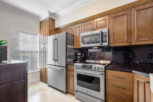 7928 Sanibel Dr, Tamarac, FL 33321, Sold 02/25/22