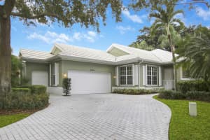 2444 SW Brookwood Ln, Palm City, FL 34990, Sold 04/27/22