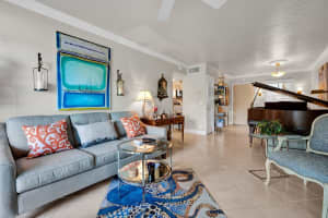 311 E Ocean Ave, Lantana, FL 33462, Sold 03/29/22