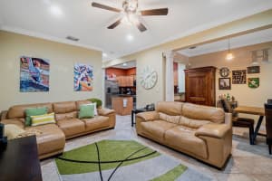 690 Pacific Grove Dr, West Palm Beach, FL 33401, Sold 02/18/22