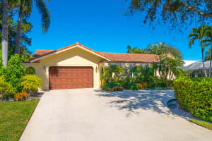 825 Tangerine Way, Delray Beach, FL 33483, Sold 02/16/22